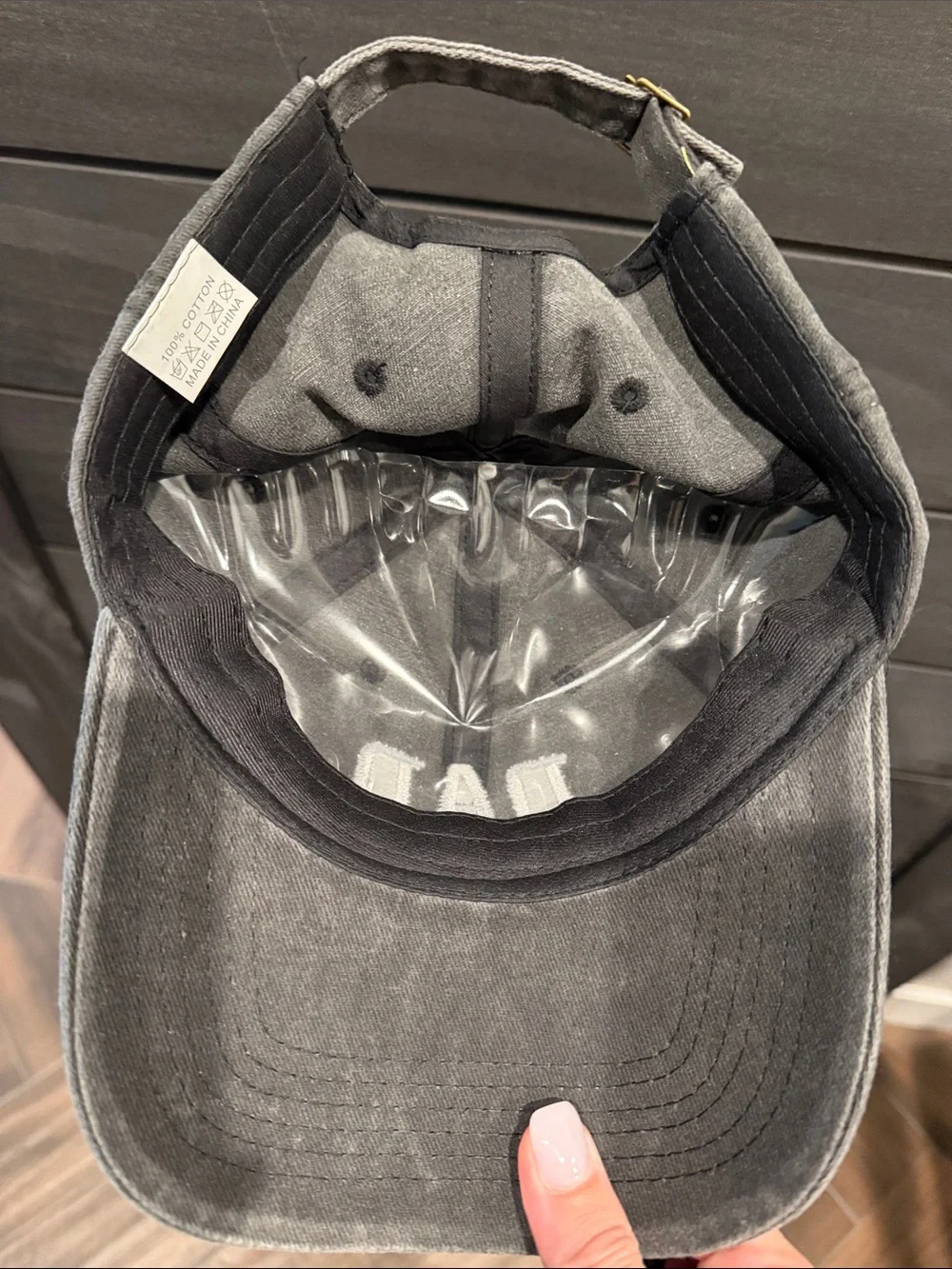 Gray 'DAD' Baseball Cap - Casual Cotton Hat